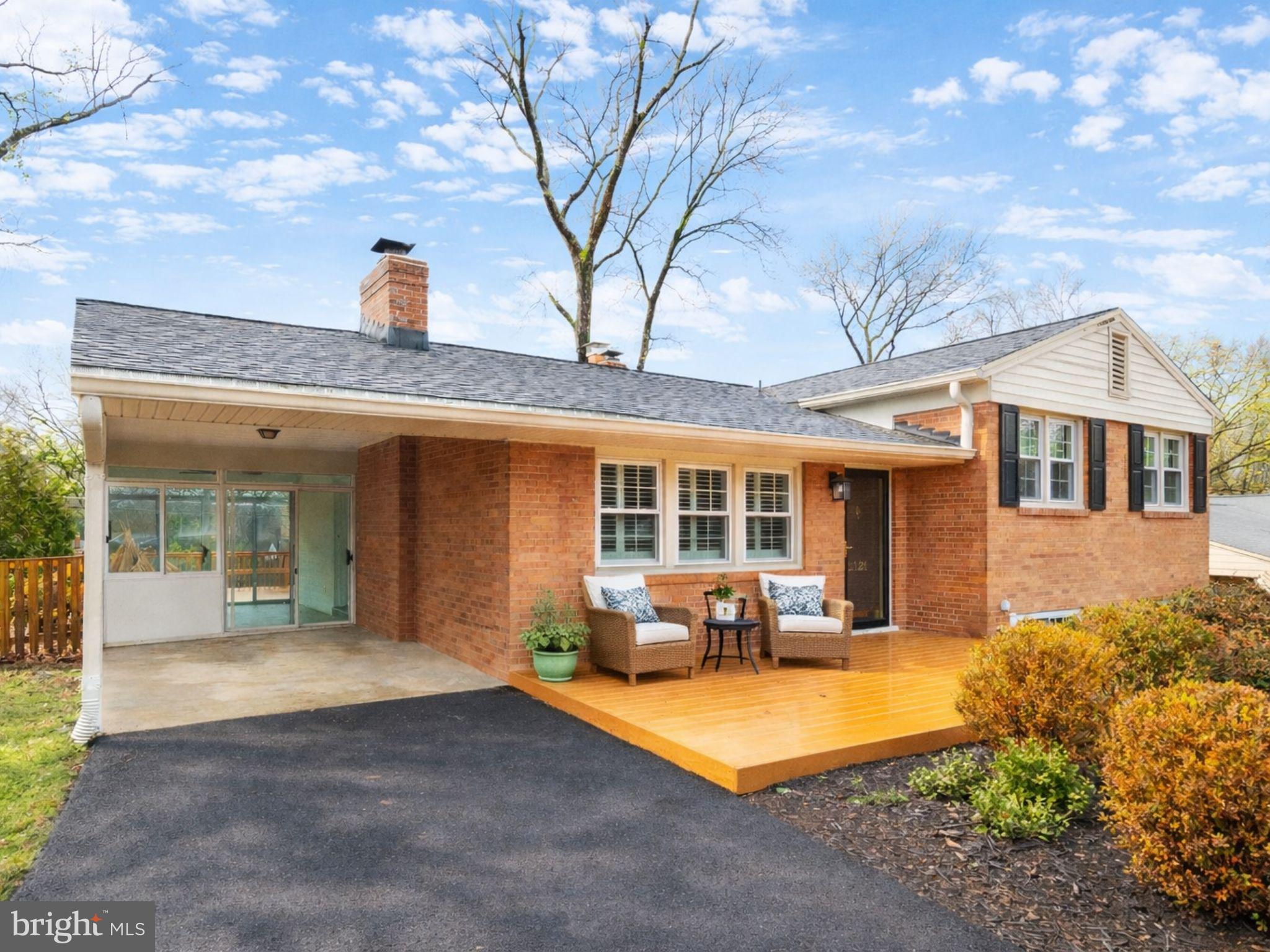 1121 Westmoreland Road