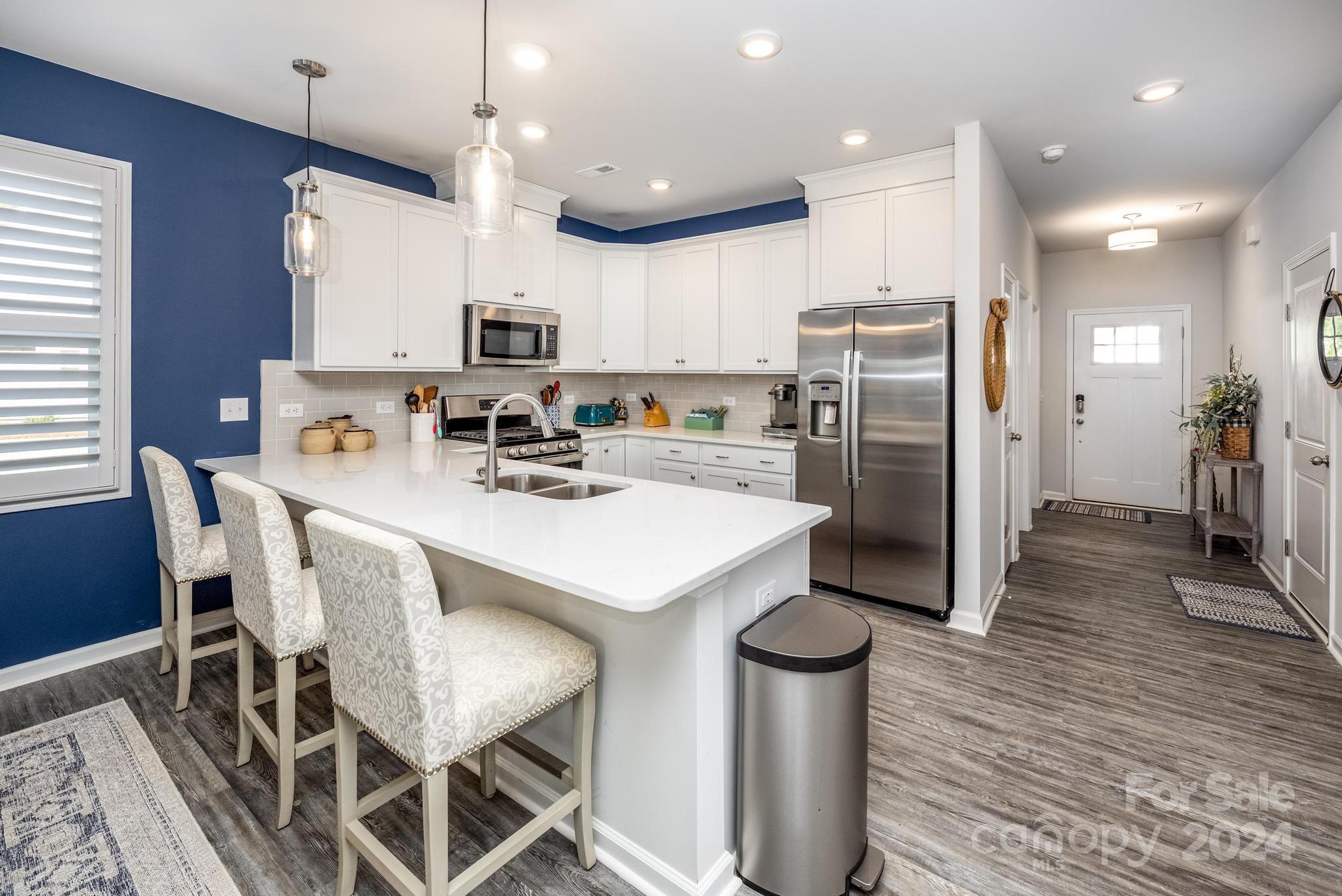 3619 Whitney Way