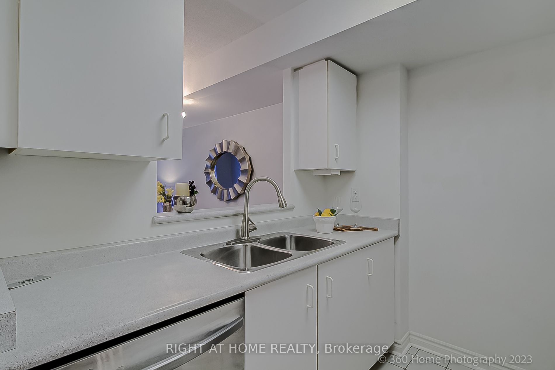39 Parliament St 507
