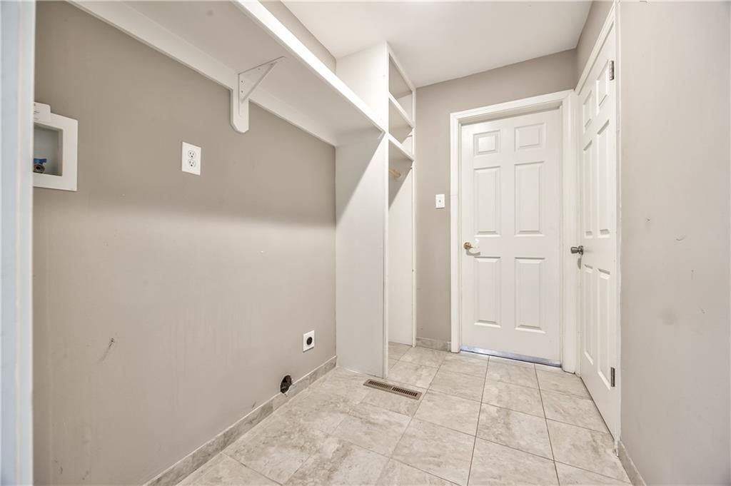 4304 W 83rd Street