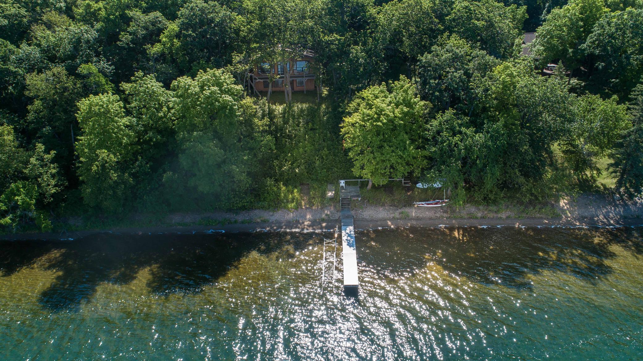 39060 Peninsula Lane