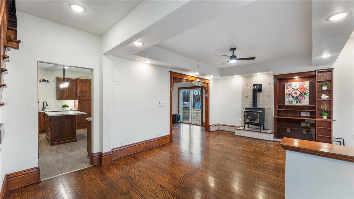 741 Riverside Road
