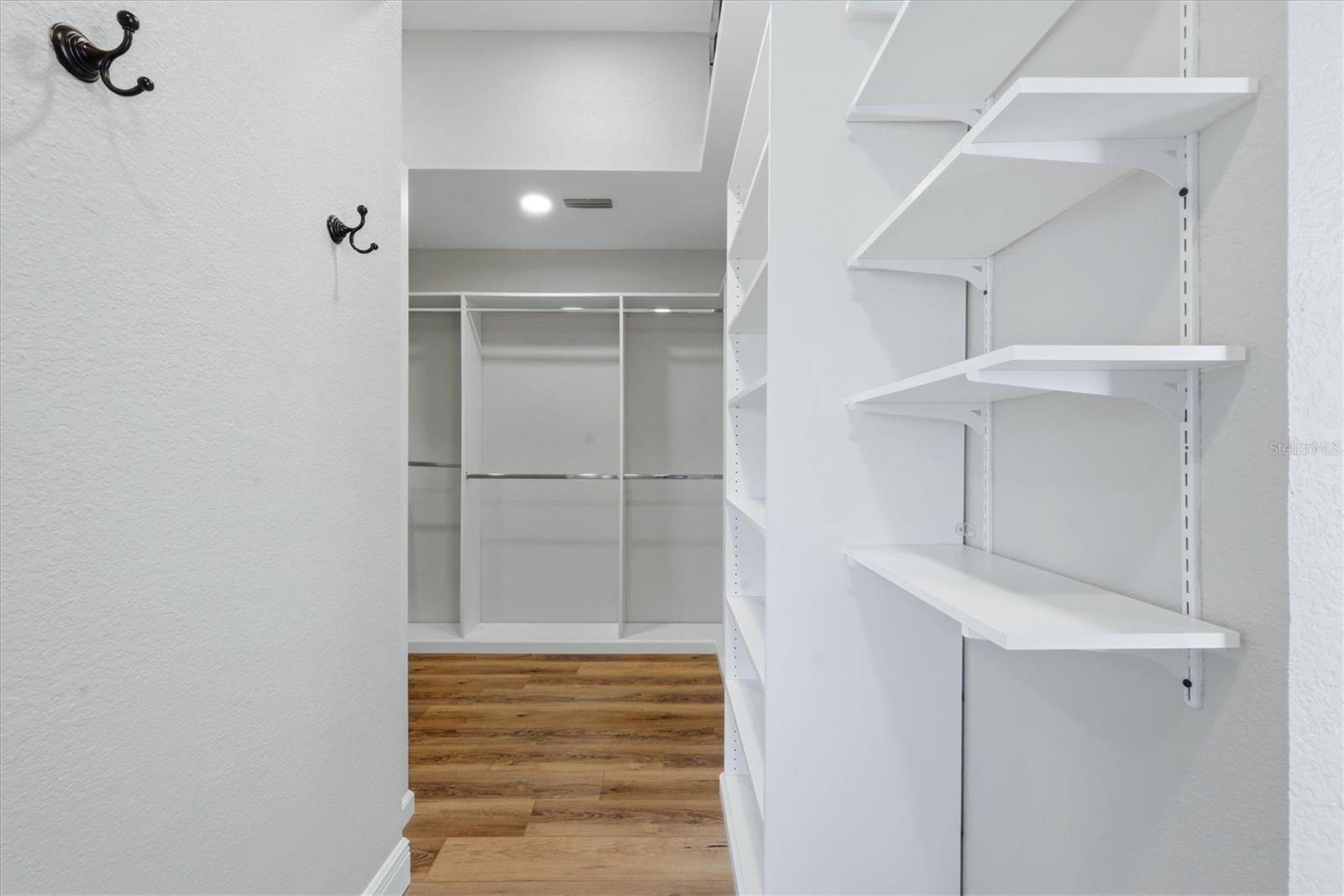 14402 Bridgeview Lane