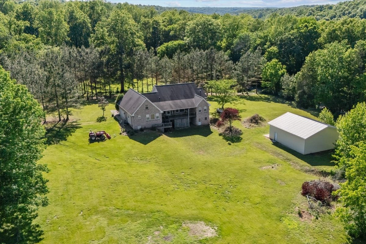 2440 Maple Grove Rd