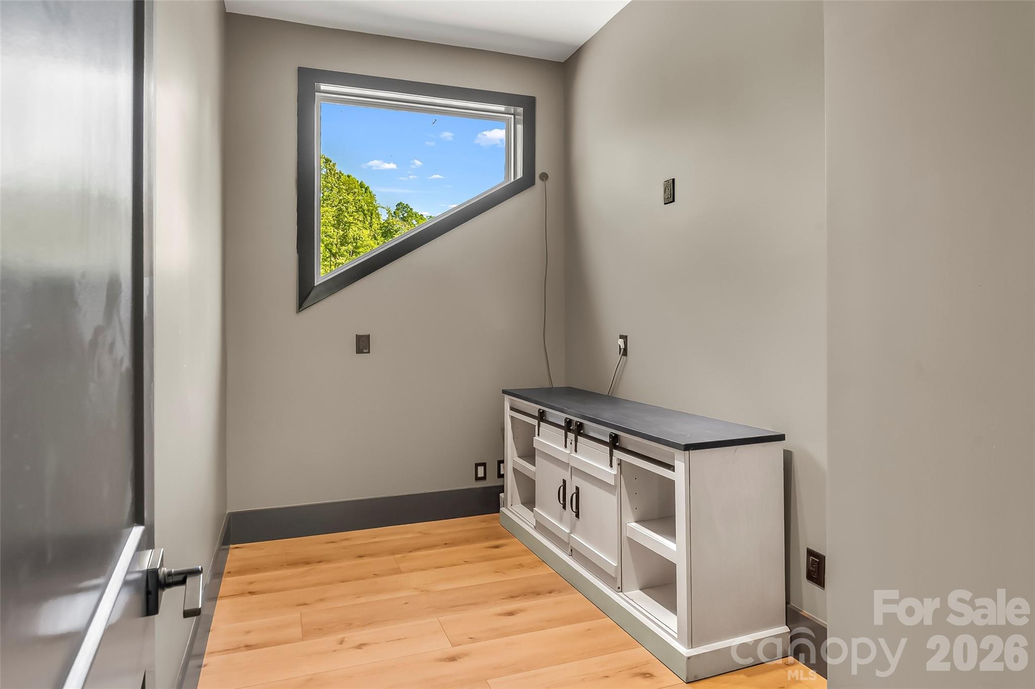 3135 Laurel Heights Drive Extension