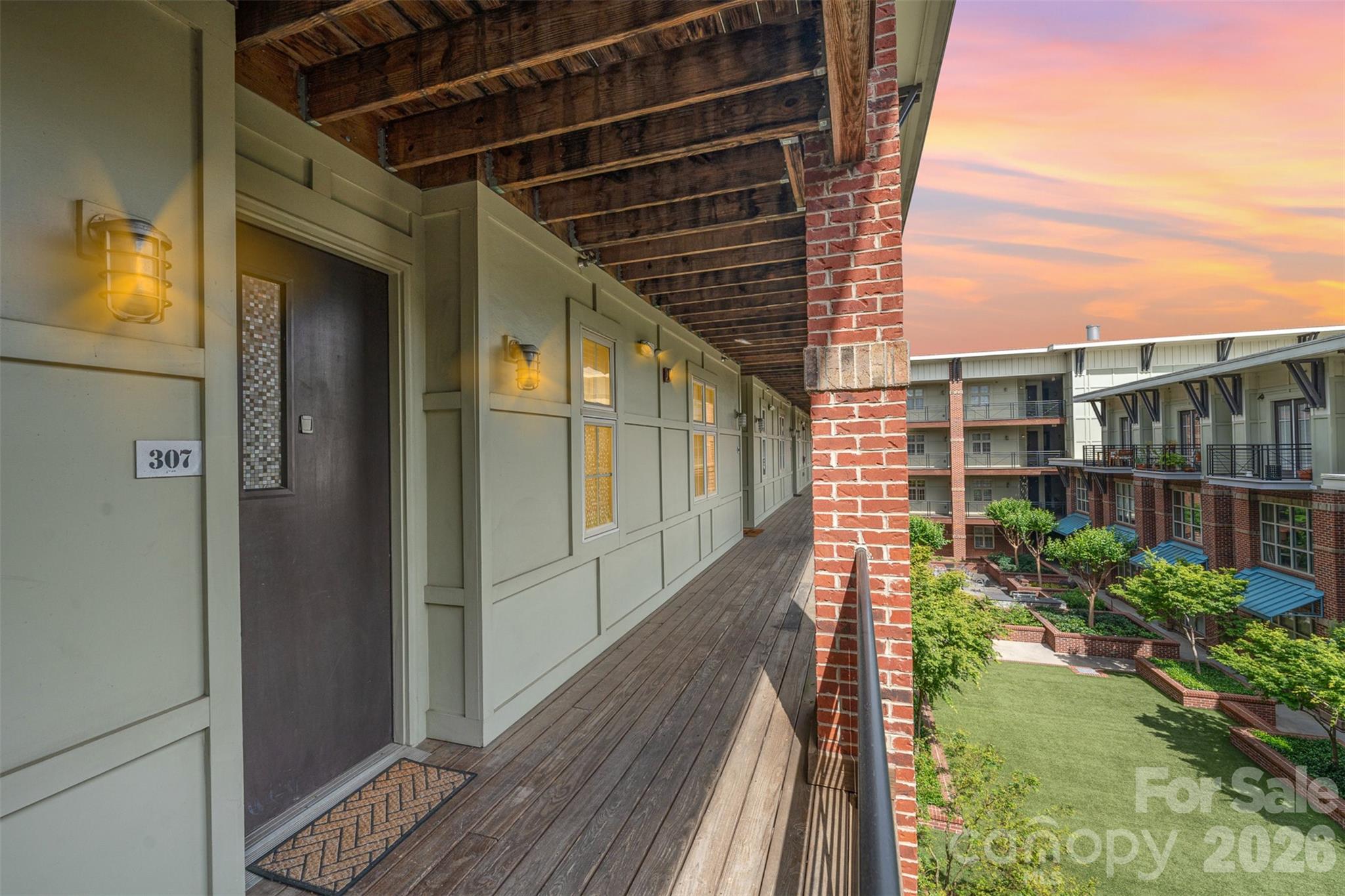 1101 W 1st Street 307