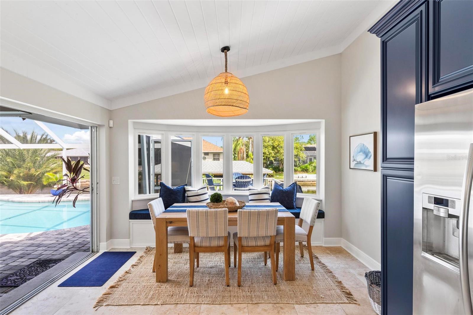 6 Colony Court