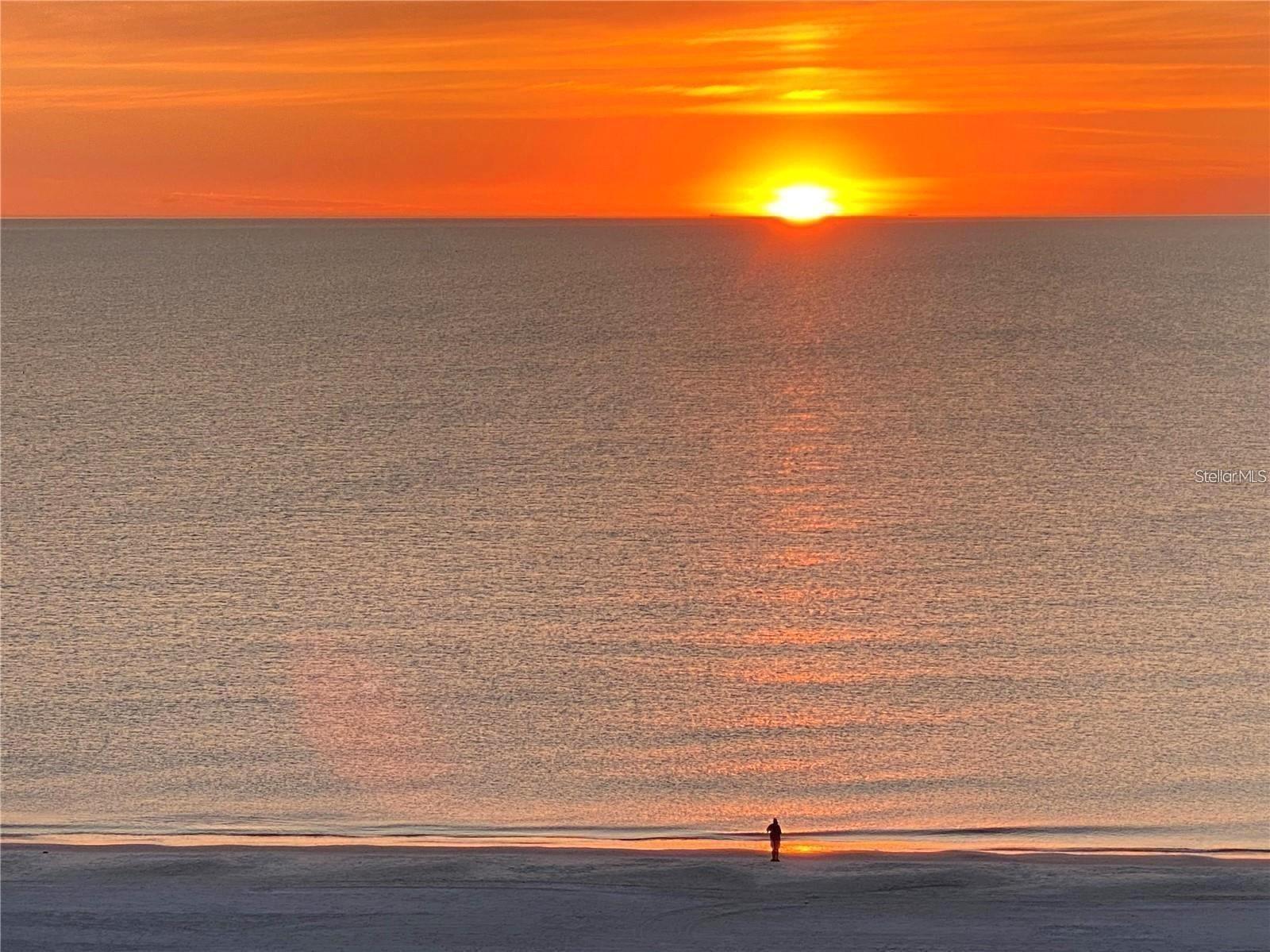 4950 Gulf Boulevard 408