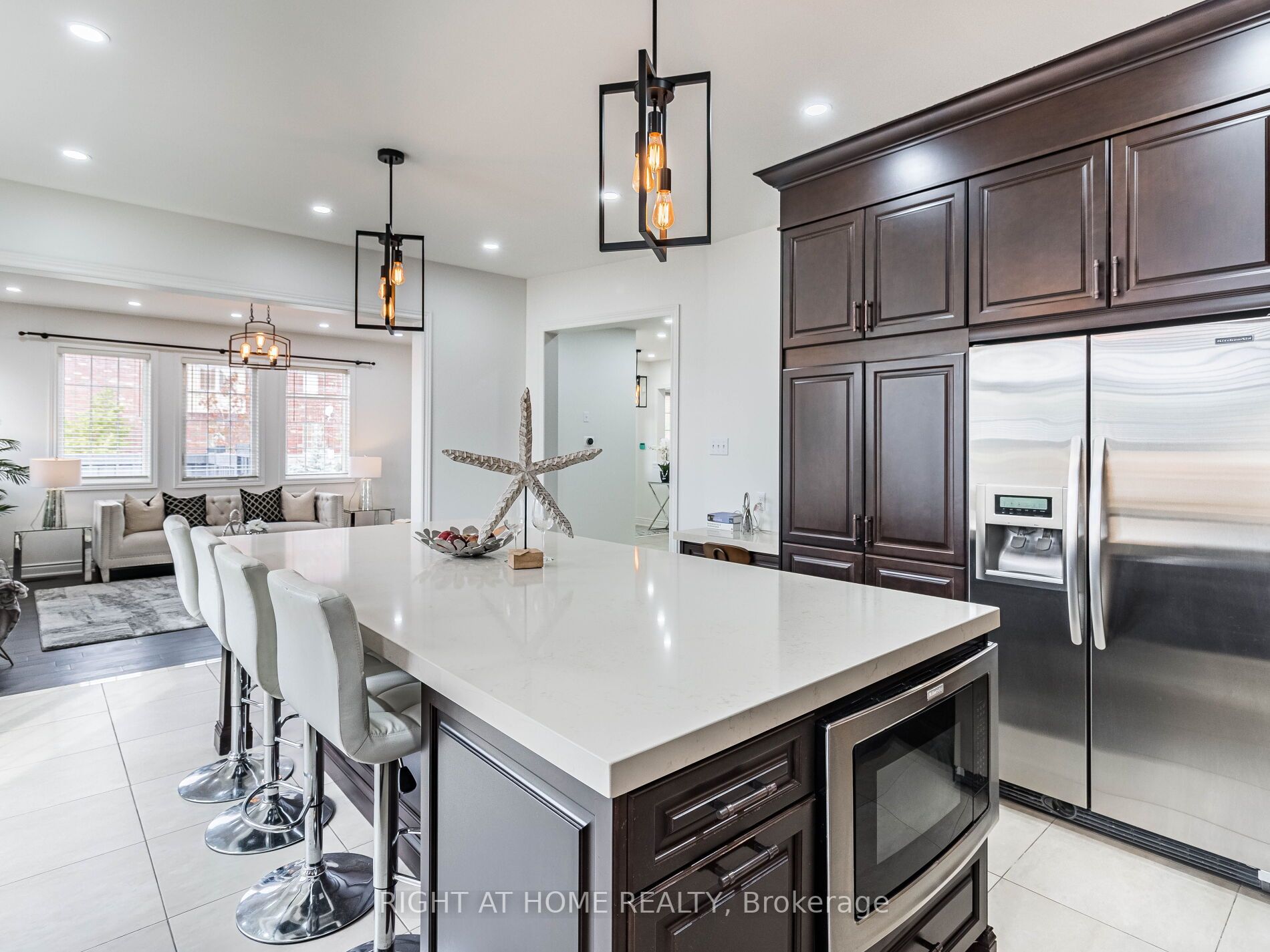 280 Wrigglesworth Cres