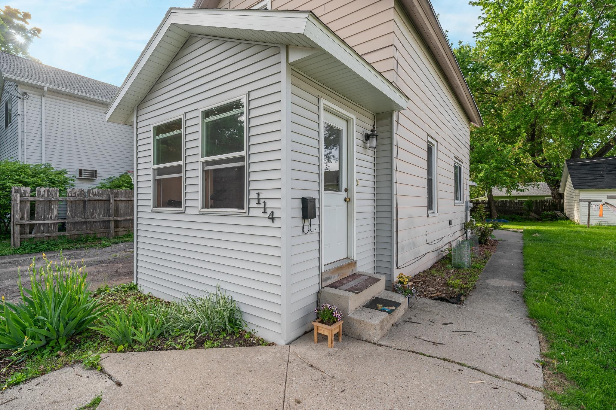 114 Baldwin Avenue