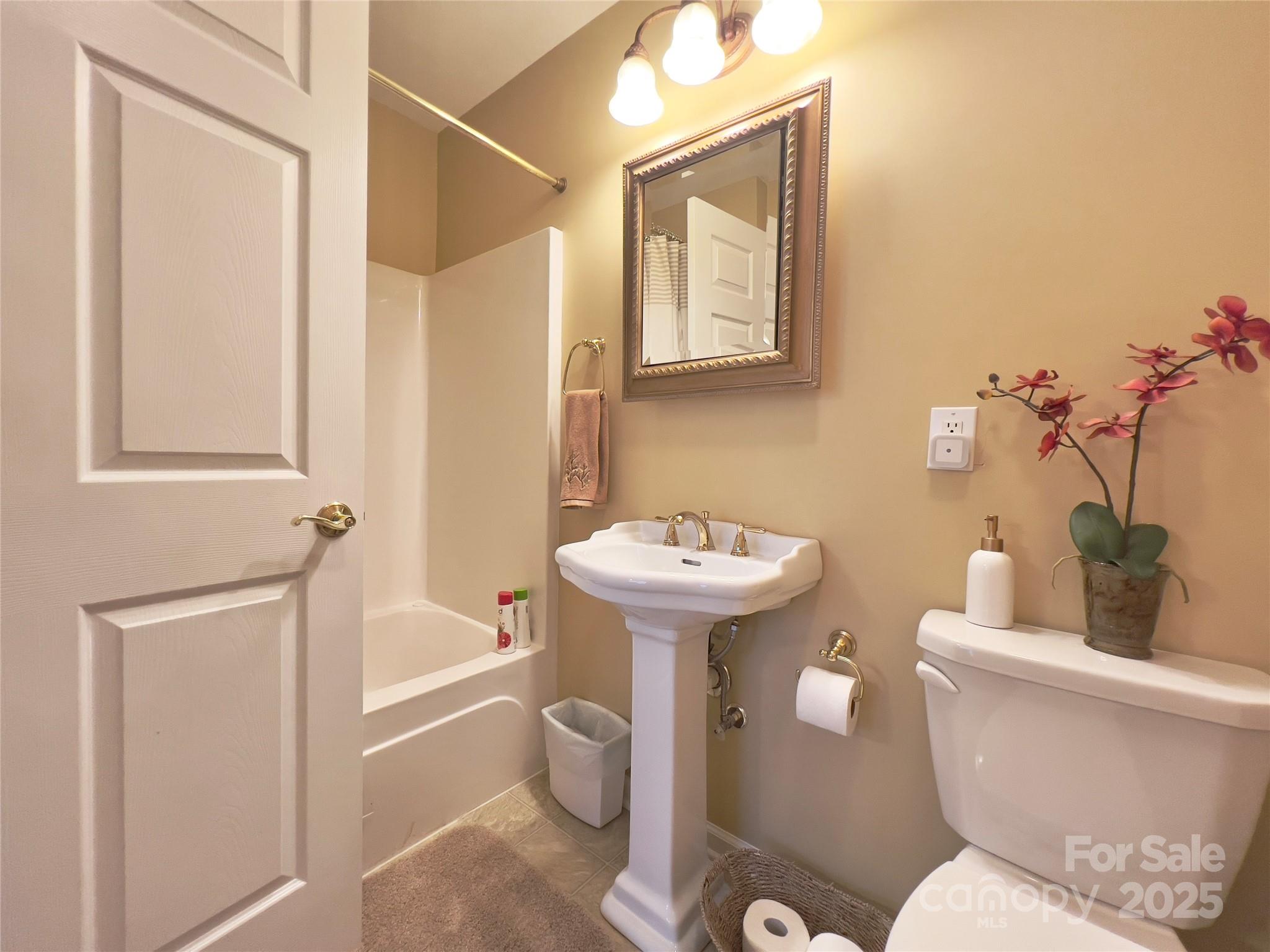 1292 Wexford Village