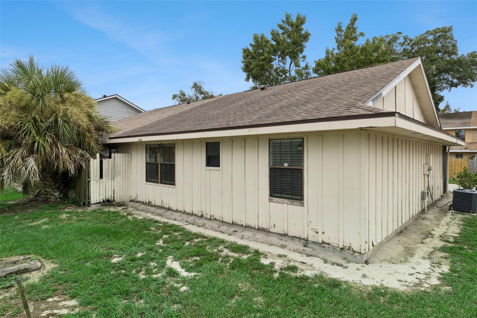 457 Hemlock Street