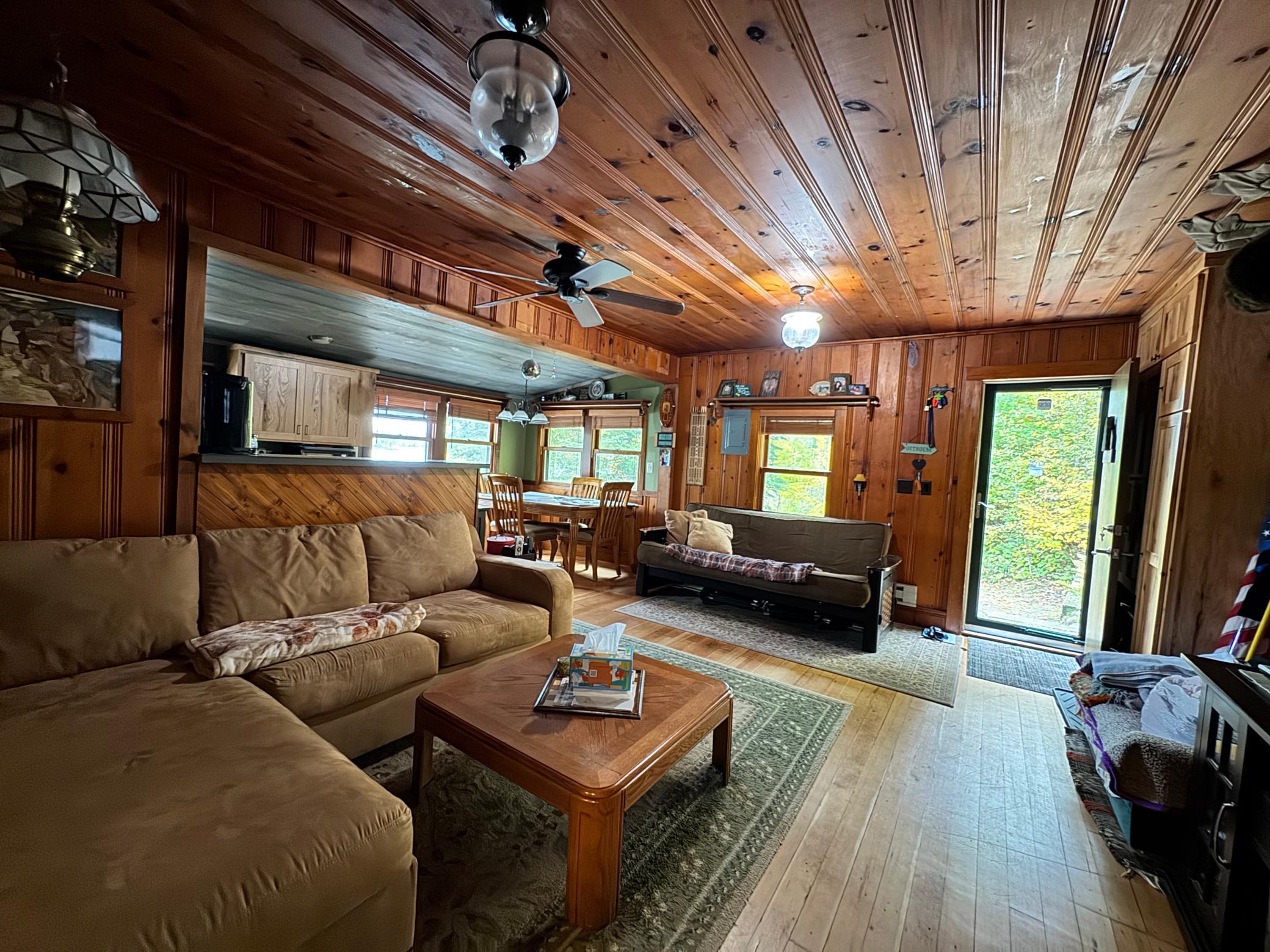 5447 Forest Ridge Road