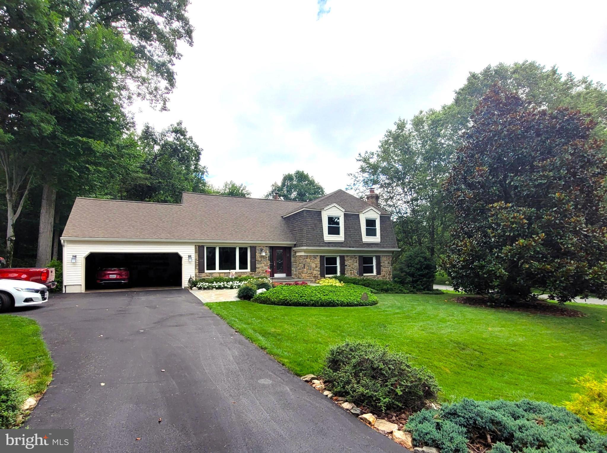 1901 Grayslake Drive