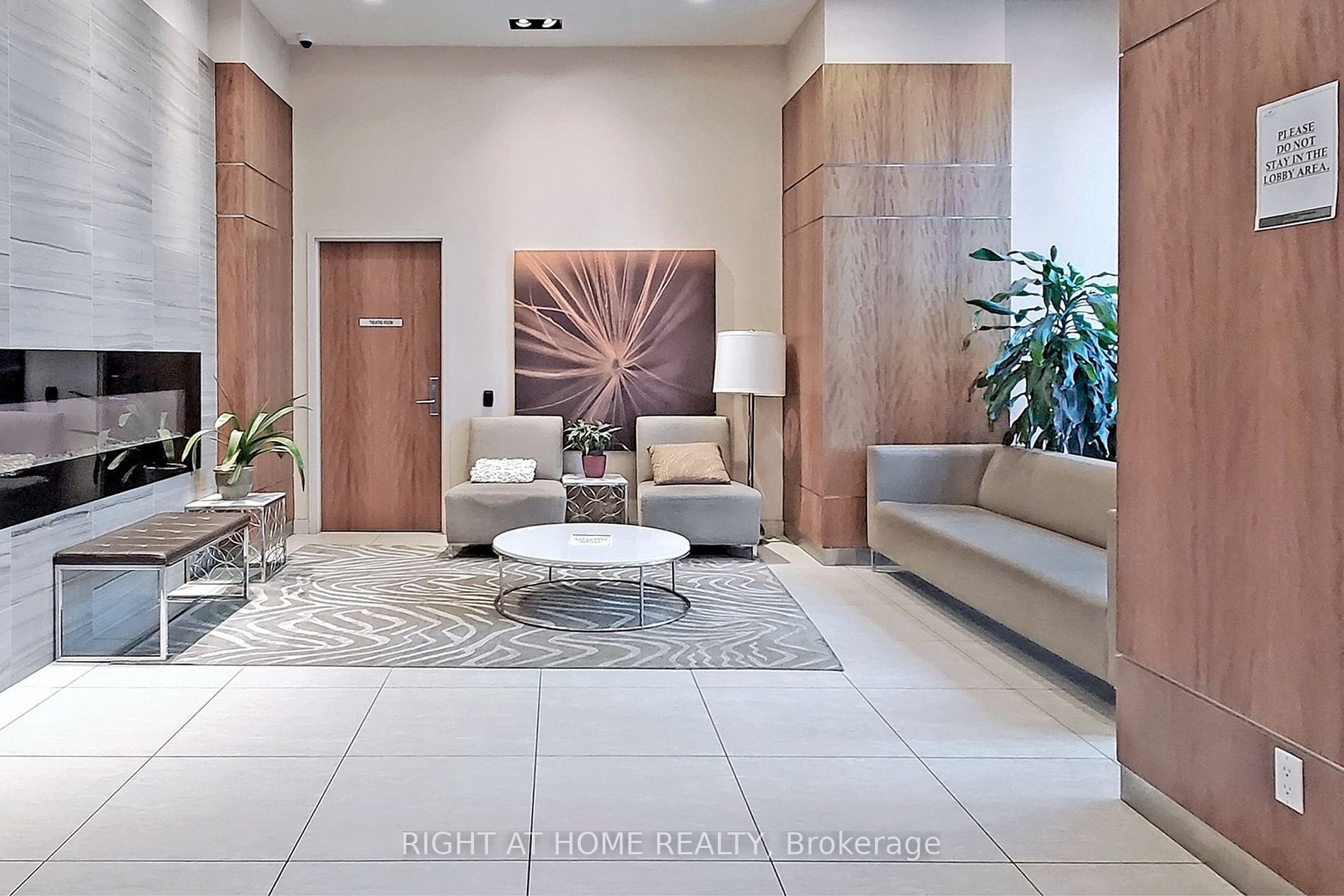 50 Town Centre Crt 1911