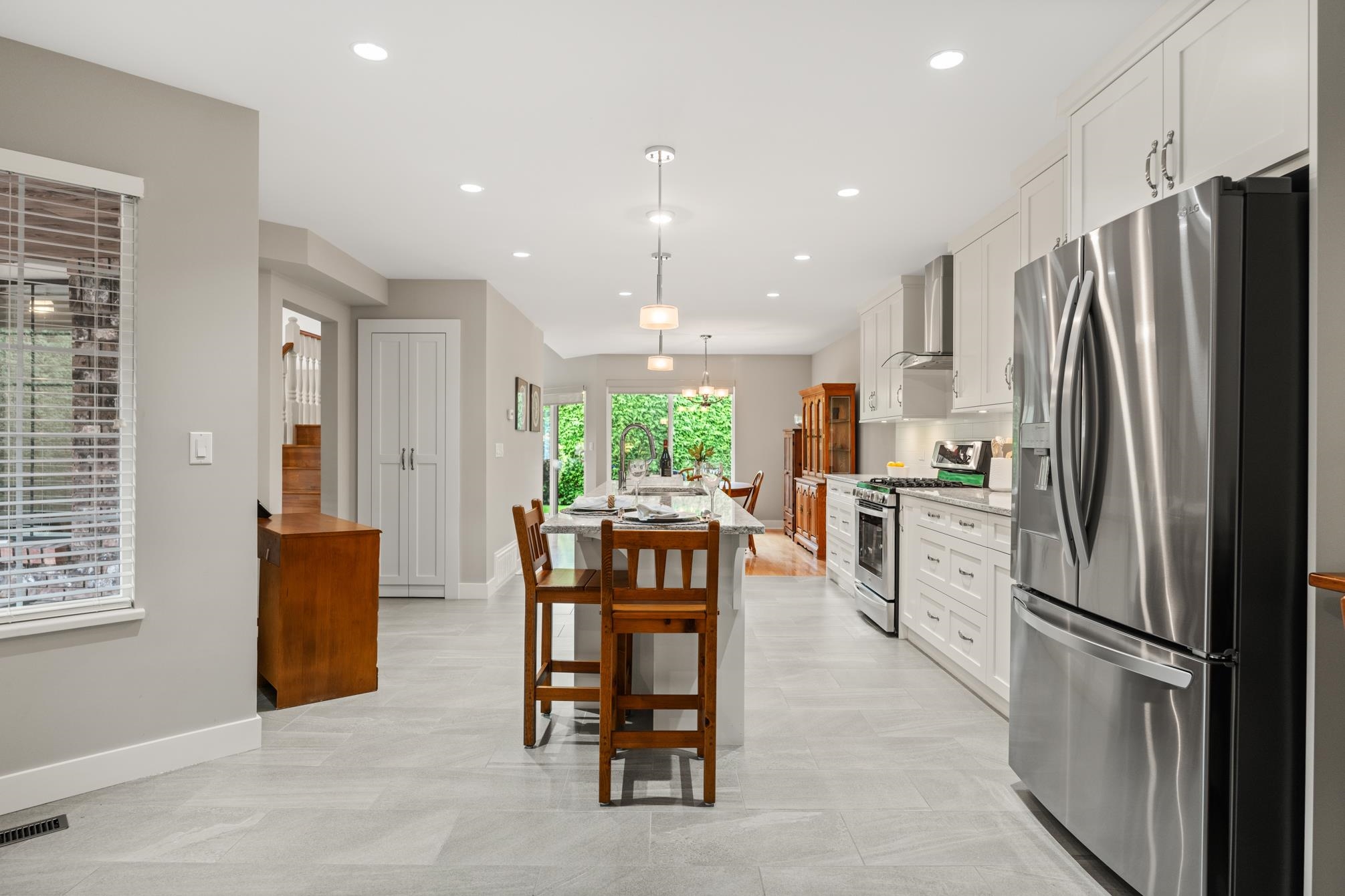 1854 Southmere Crescent 1