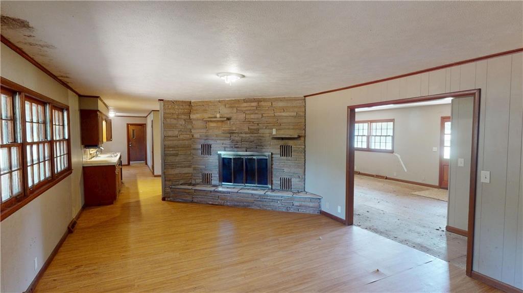 1015 E Quincy N/A