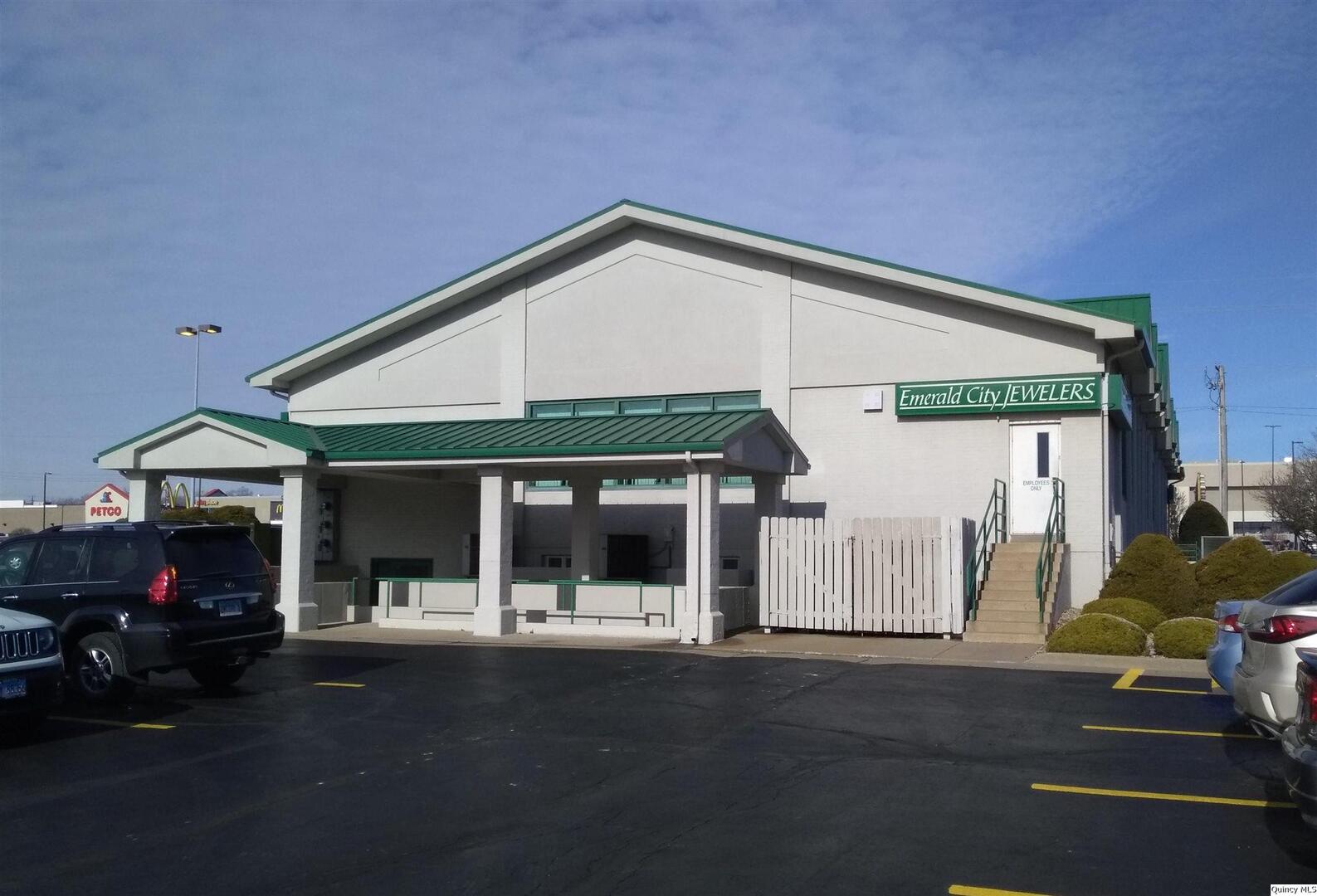 3236 Broadway Street, Suite 300
