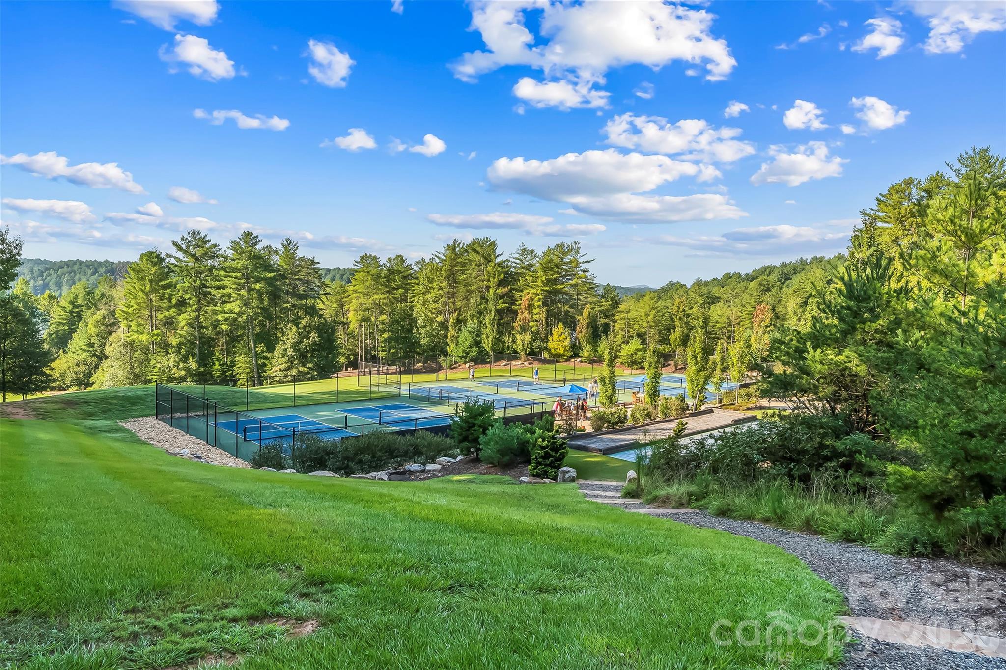 3201 Donahue Drive