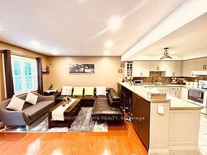 271 Thompson Rd