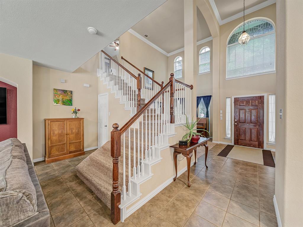 1930 Santa Anna Drive