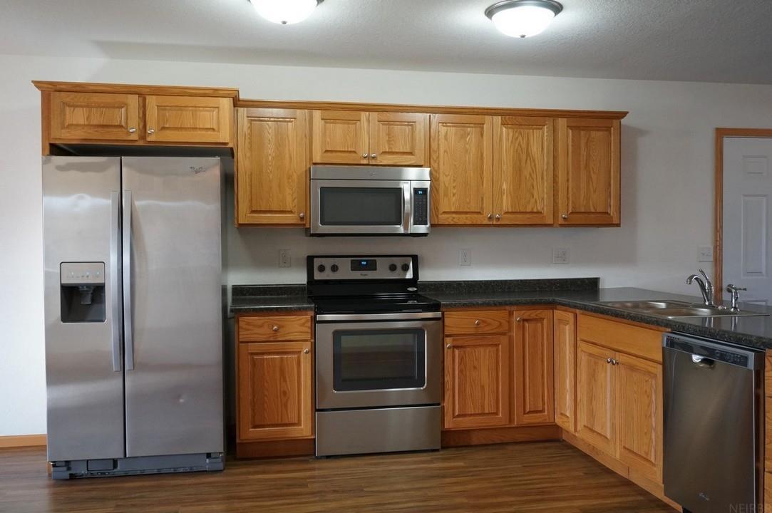 815 Parkside Lane