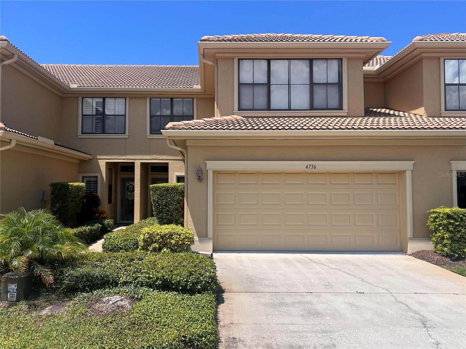 This 3-bedroom, 2.5-bathroom townhouse in Palm Harbor presents a comfortable two-story design with modern convenience and community living. The open layout flows into a screened lanai, creating a private outdoor space perfect for year-round enjoyment. Upstairs, the bedrooms offer privacy and functionality, while the main living areas are designed for both everyday living and entertaining. Residents benefit from access to a community pool, providing a great place to relax and unwind. Ideally located near shopping centers, restaurants, and local services, this townhouse combines lifestyle and location, making it a strong choice for those seeking comfort and convenience in a desirable Palm Harbor setting.
