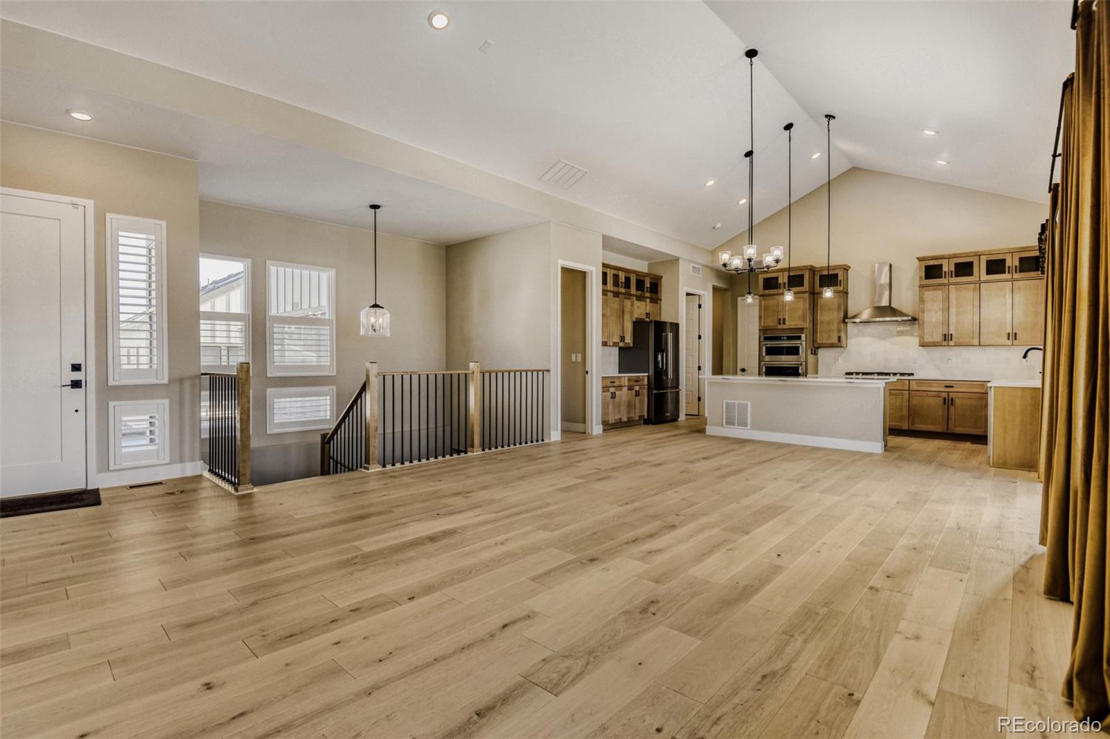 1877 Grayside Circle
