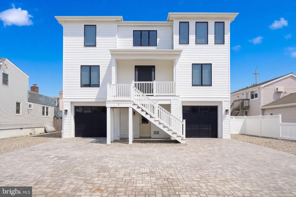 Photo of 2 E. 15th Street, North Beach Haven