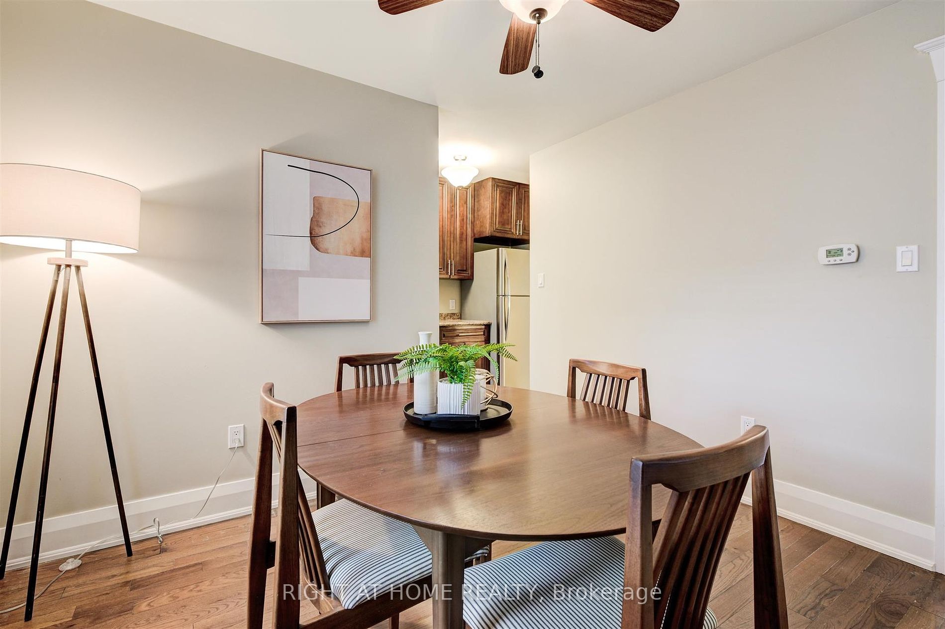 118 Woodmount Ave