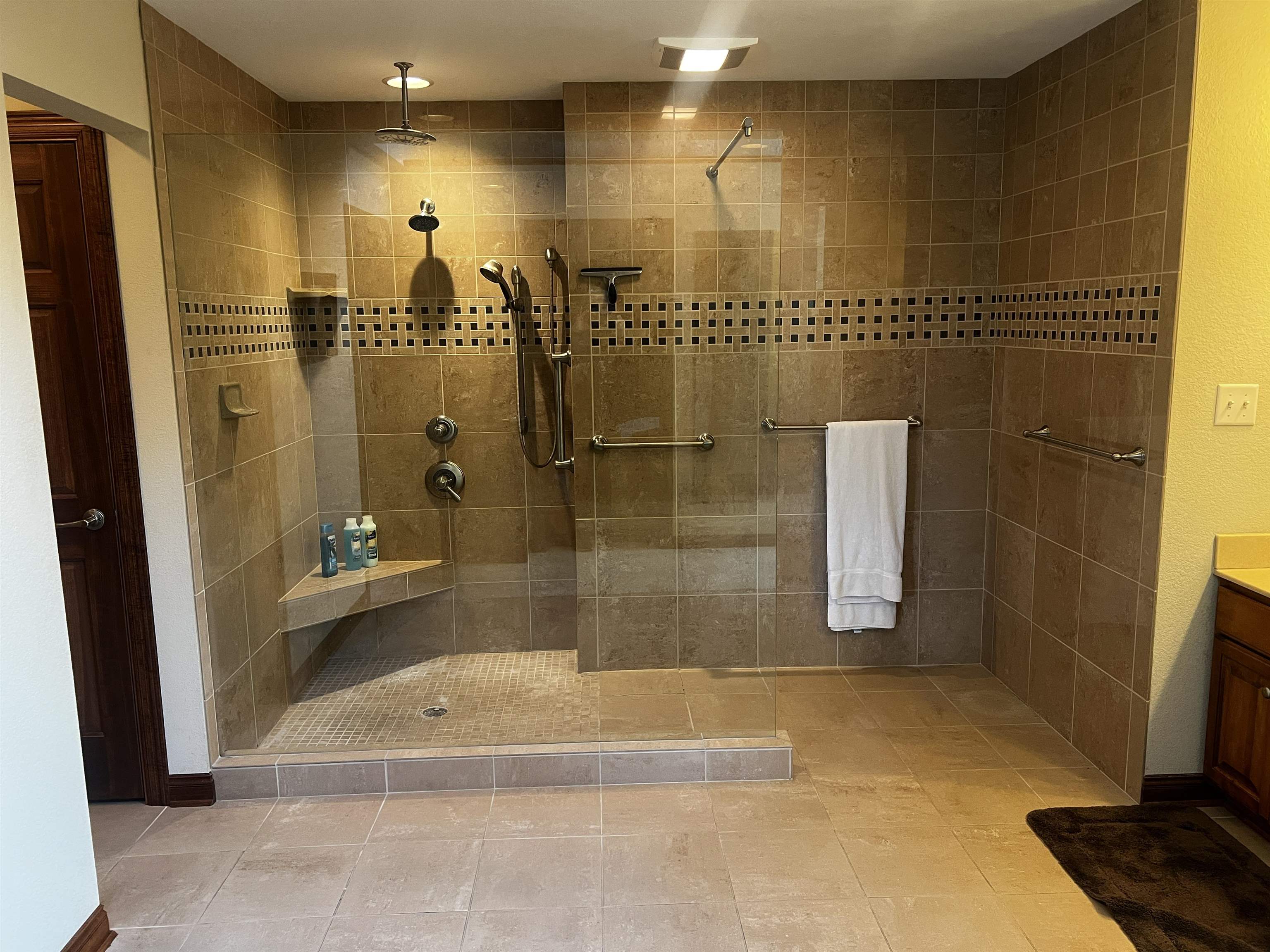 2305 N Squirrel Run