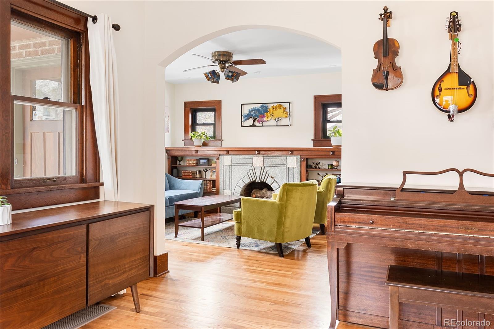 1959 S Washington Street