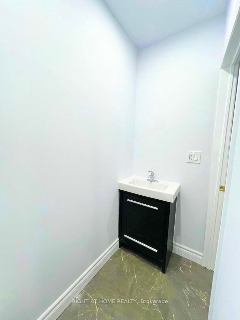 39 Prince St