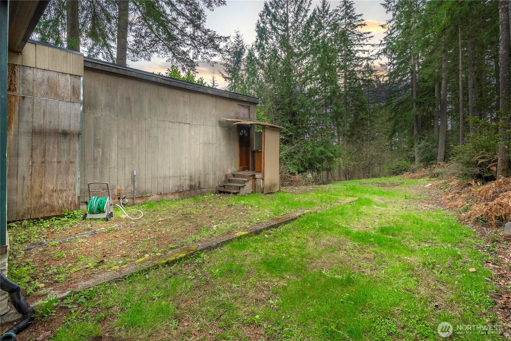 660 SE Pine Road