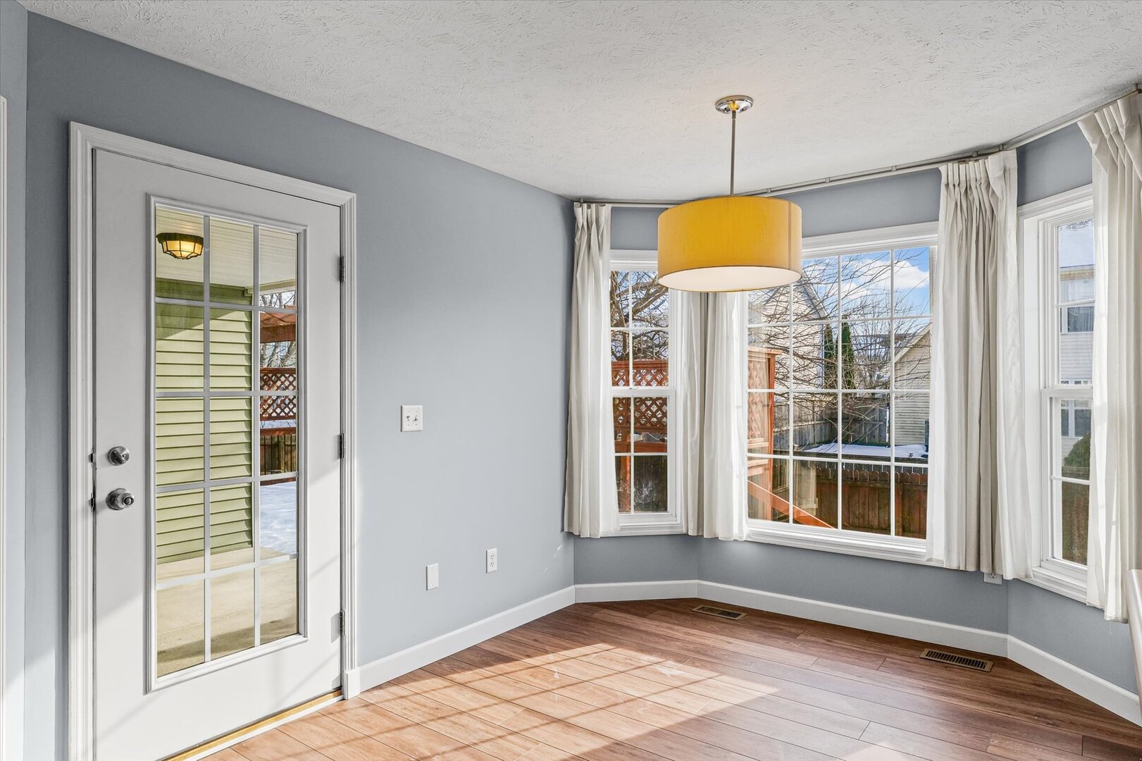 3905 Brookfield Drive