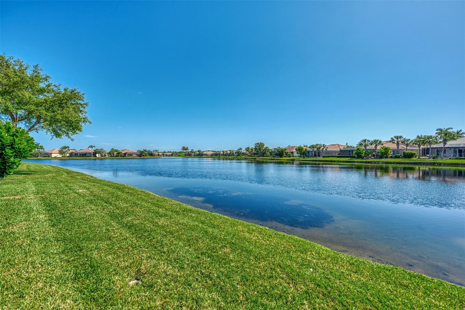 2685 Wax Myrtle Court