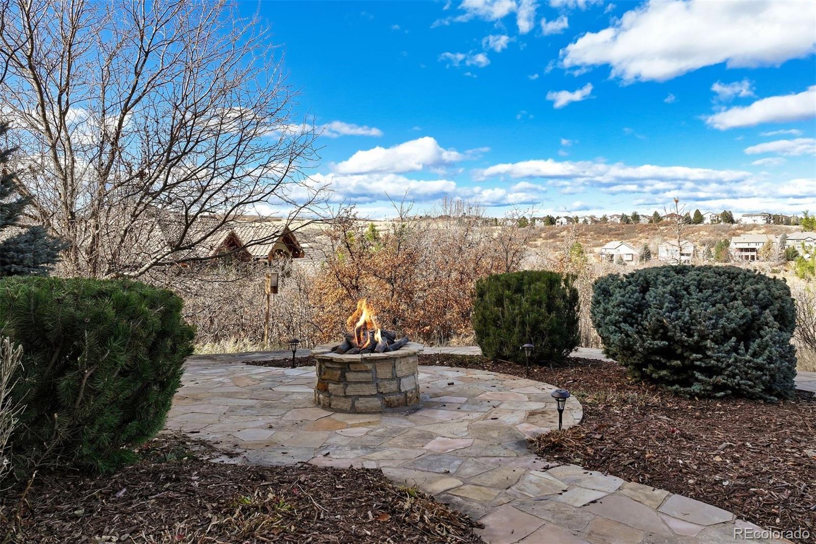 6805 Twisted Oak Drive