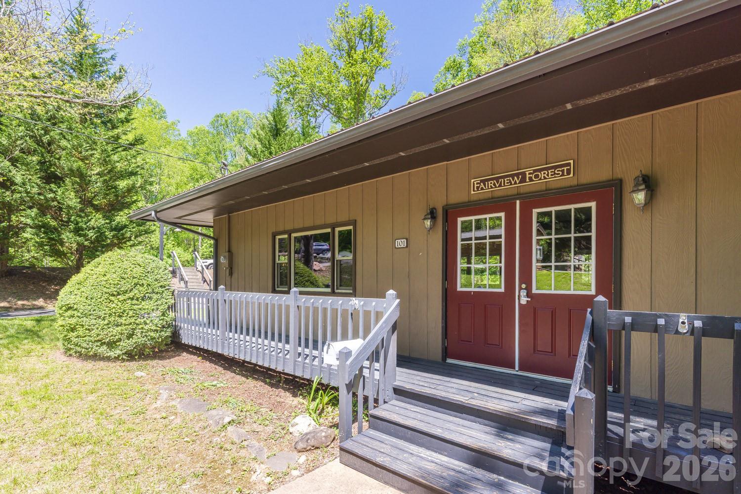 9999 Fairview Forest Drive