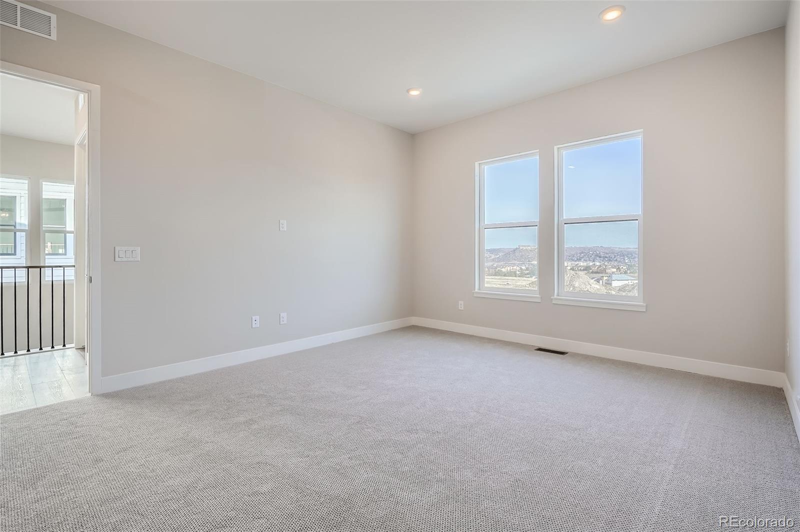 1807 Grayside Circle