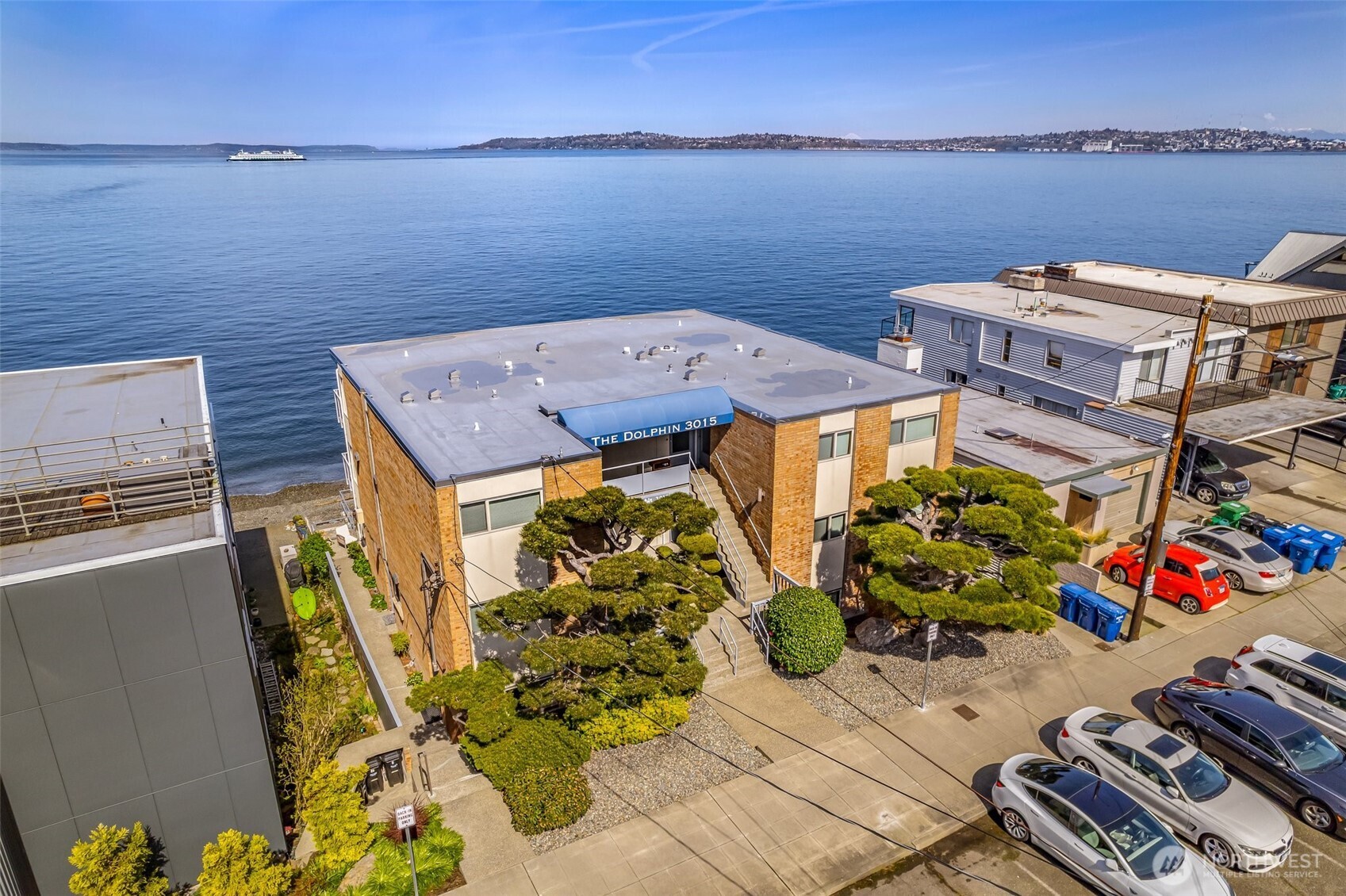 3015 Alki Avenue SW