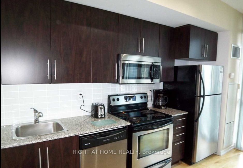 65 Bremner St 2204