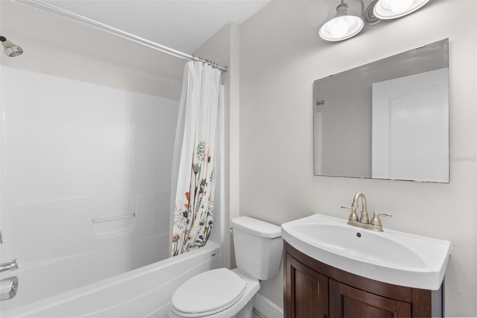 445 Horseshoe Loop Road