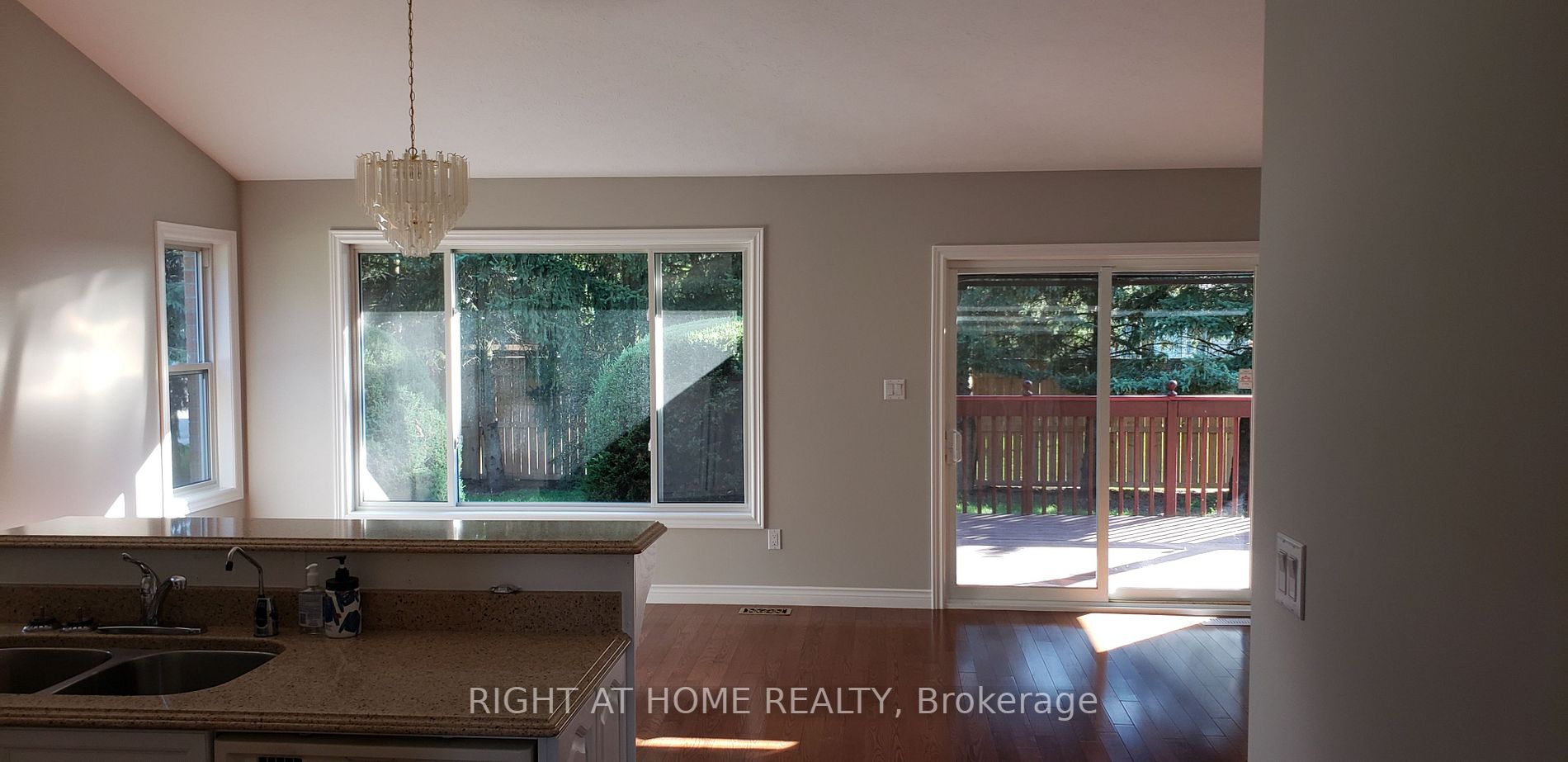 97 Glendale Dr