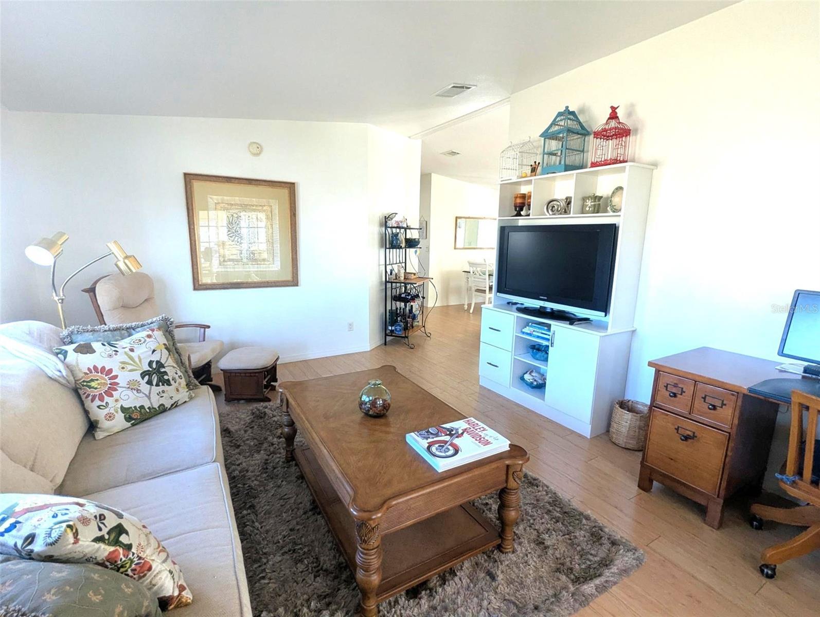 2100 Kings Highway 261