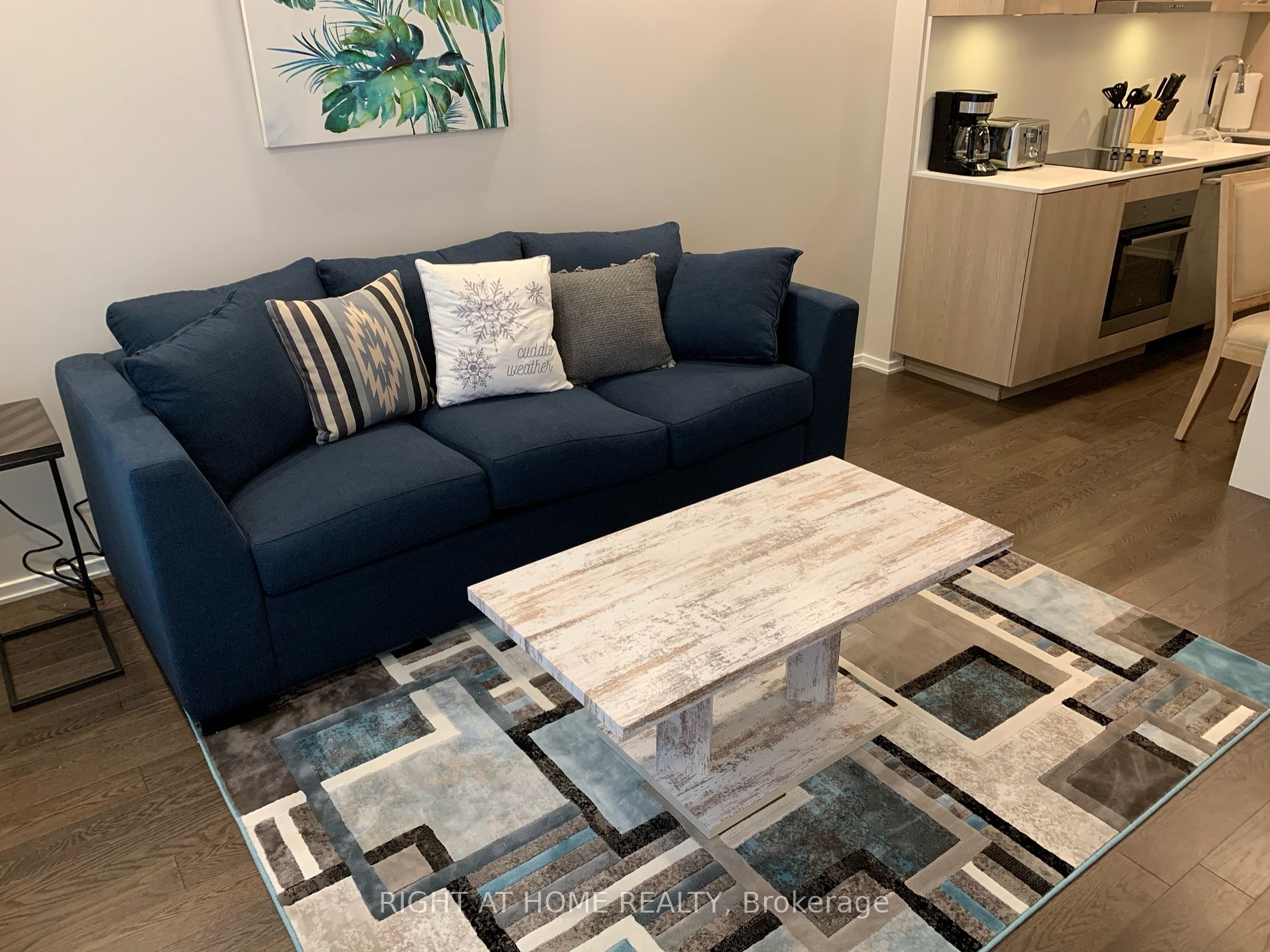 12 Bonnycastle St 614