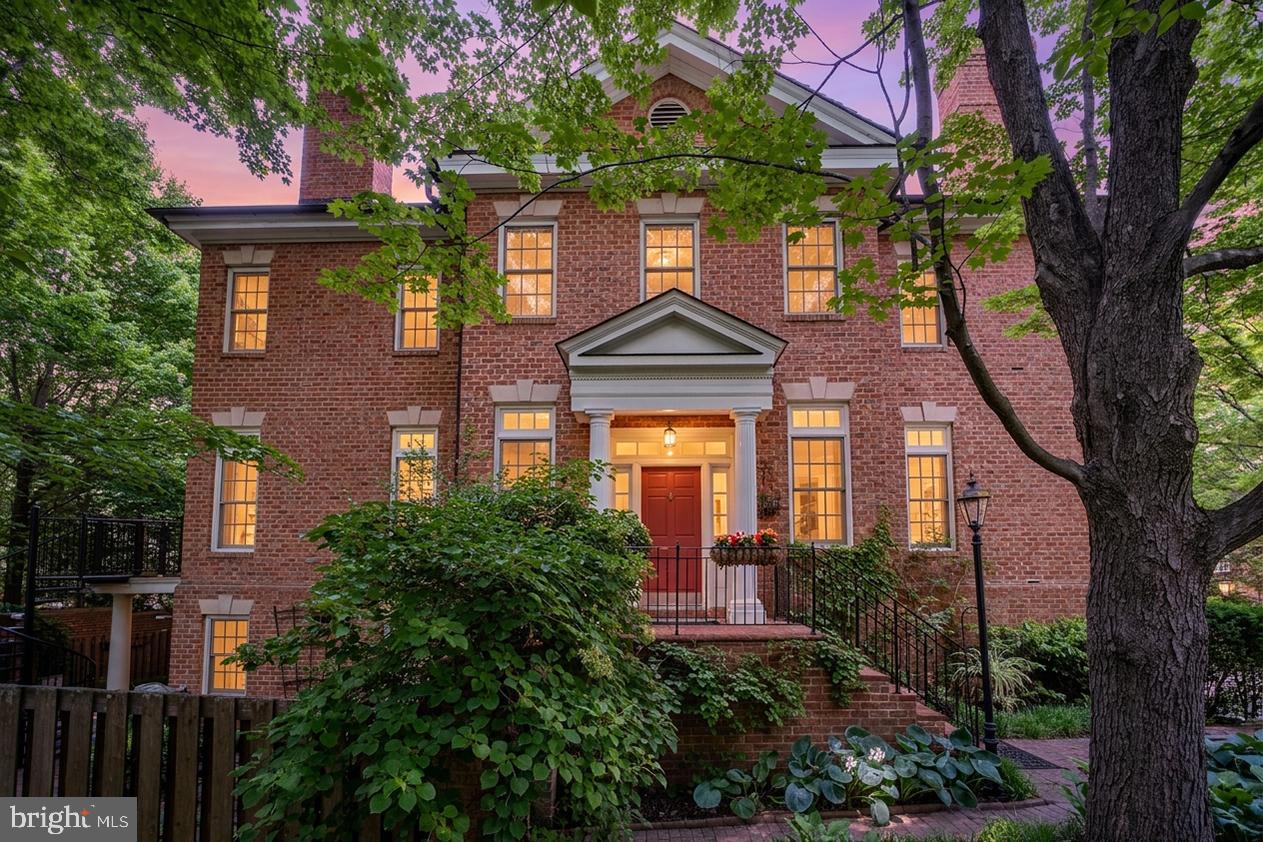 2026 Mayfair Mclean Court