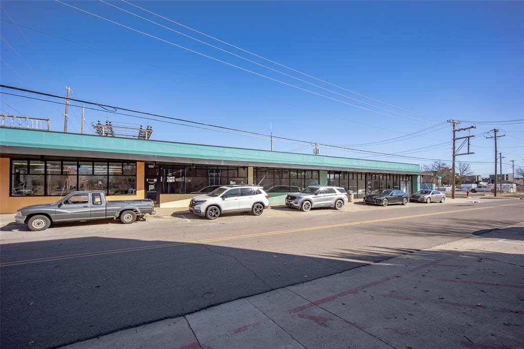 FOR LEASE: Discover a fantastic commercial opportunity in the heart of Downtown Norman! Suite 117 at 121 Santa Fe offers 1,360 square feet of flexible space. This prime location is approximately 1/2 mile to Campus Corner and University of Oklahoma,  and surrounded by a vibrant mix of local restaurants, unique shops, and cultural events. With monthly art walks and a lively downtown scene, this area naturally attracts visitors and locals alike. Enjoy the benefit of ample street parking, making it easy for your customers and clients to stop by. Whether you’re starting a new venture or relocating to a more dynamic setting, this space delivers unmatched visibility and accessibility in one of Norman’s most sought-after areas.