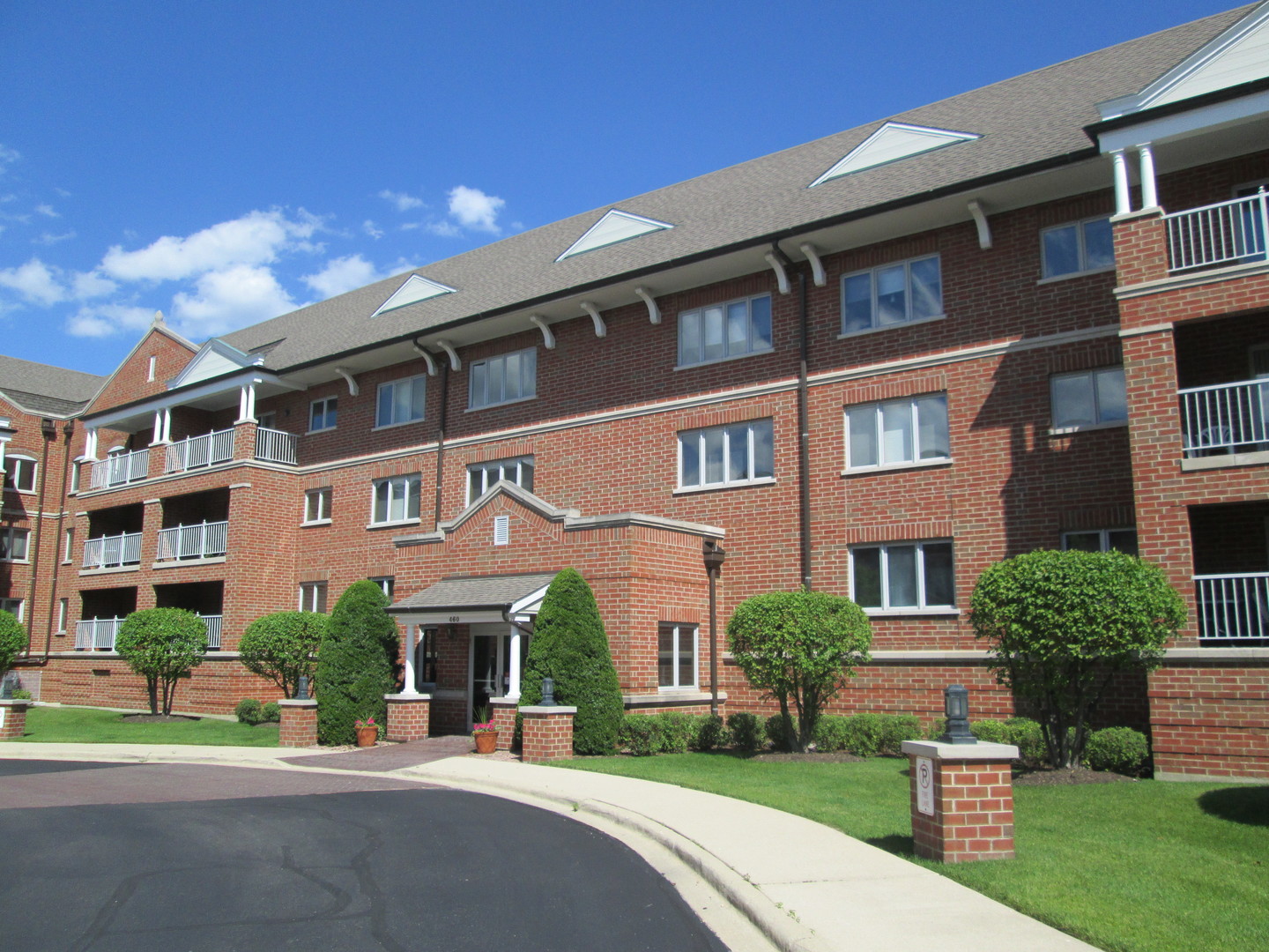 HAVE YOU BEEN WAITING FOR A THREE BEDROOM UNIT CONDO WALKING DISTANCE TO BUS, TRAIN, SHOPPING AND RESTAURANTS? WELL, HERE YOU GO! 3 BEDROOM UNIT WITH TWO INDOOR PARKING SPACES. LOTS OF STORAGE SPACE. WOOD FLOORS, HUGE KITCHEN WITH AMPLE TABLE SPACE. WASHER AND DRYER IN-UNIT! WALK-IN CLOSETS. ELEVATOR BUILDING. PARKING SPACES 34 AND 35. YOU WILL NOT BE DISAPPOINTED!