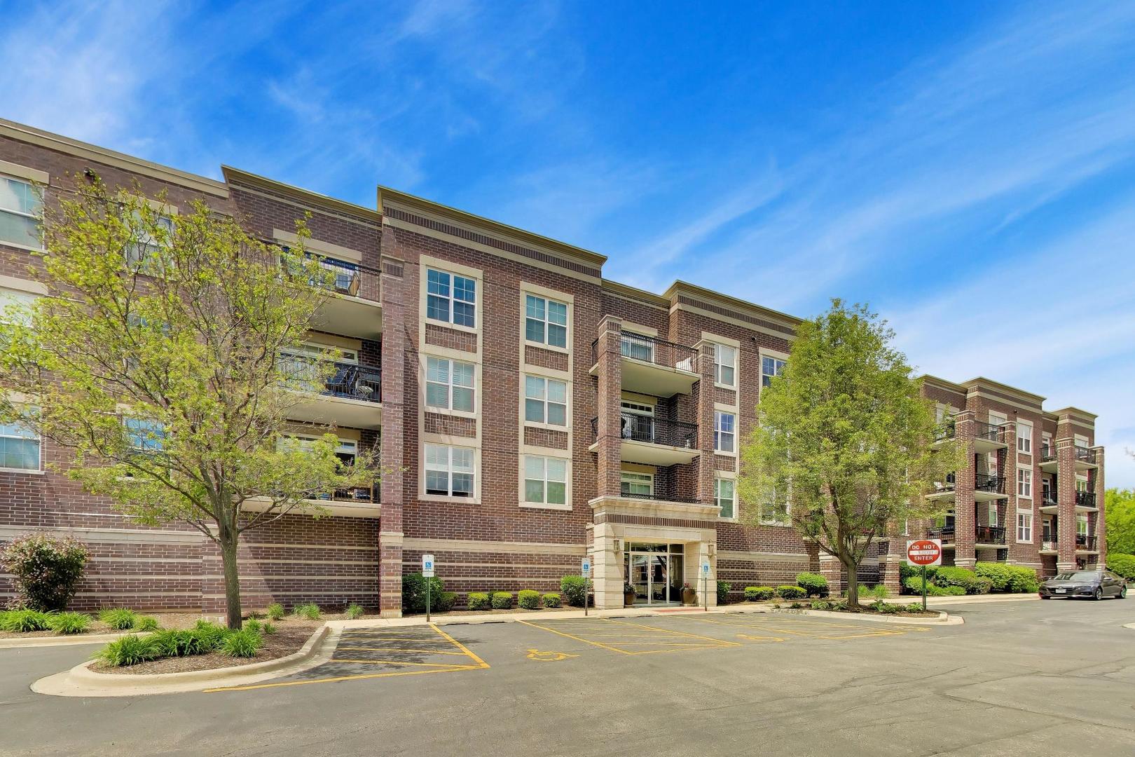 50 S Greeley Street 210