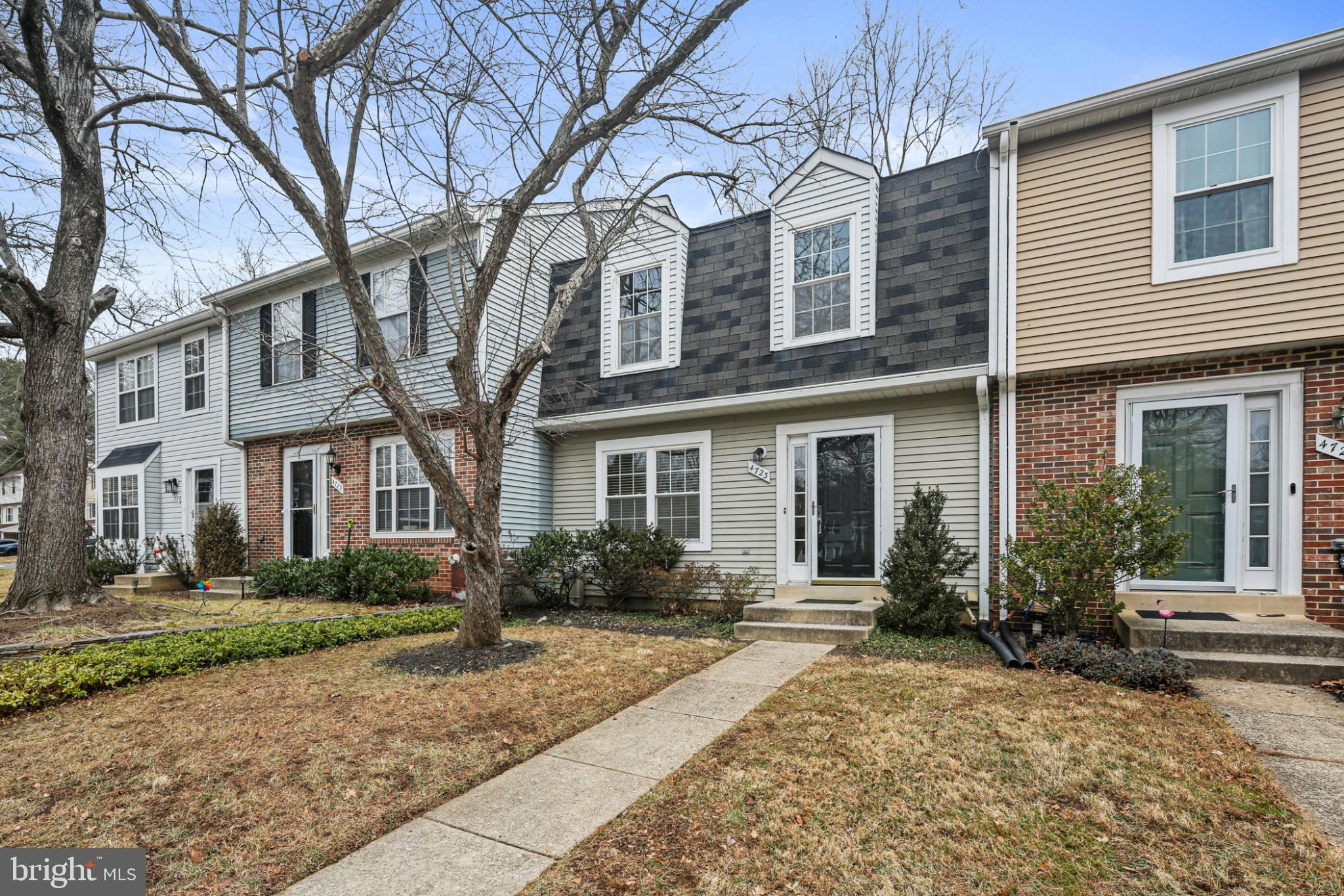 4723 Hallowed Strm Stream